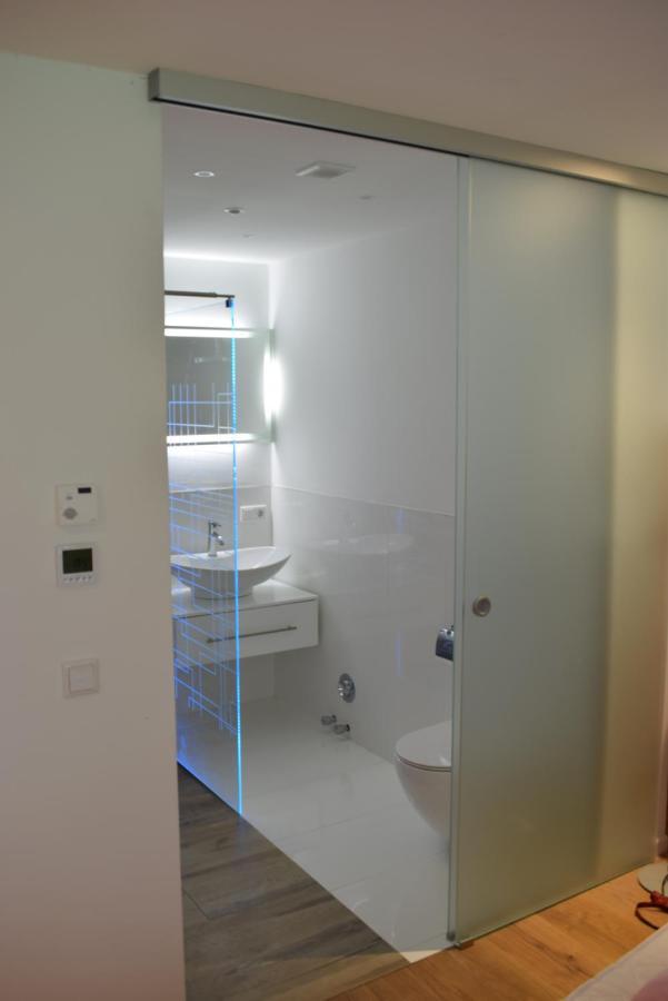 Lofer Mit Garten Und Schwimmbad Appartement *